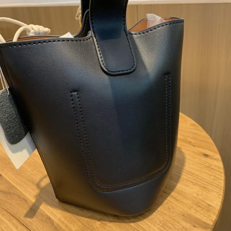 Minimalist Bucket Tote Bag, Women's Leather Bag, Small Handbag, Leather Top Handle Bag image 4
