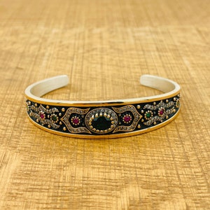Handmade Emerald Cuff Bracelet: 925 Sterling Silver Authentic Design