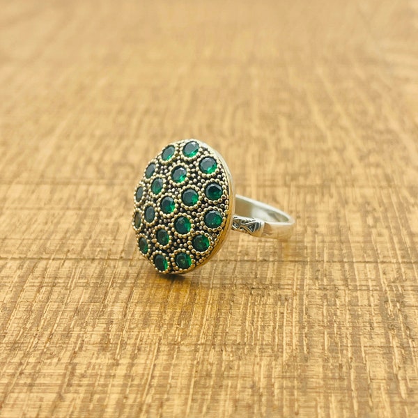 Anillo de piedra verde esmeralda: diseño turco hecho a mano en plata de ley 925
