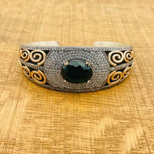 Handmade Emerald Cuff Bracelet: 925 Sterling Silver Geren Design