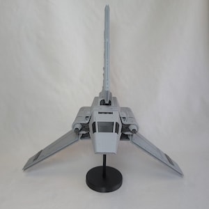 Navette Impériale Lambda Star Wars — Figurine imprimée 3D | Ailes mobiles | Support amovible | 35 cm ou 50 cm | Déco collector