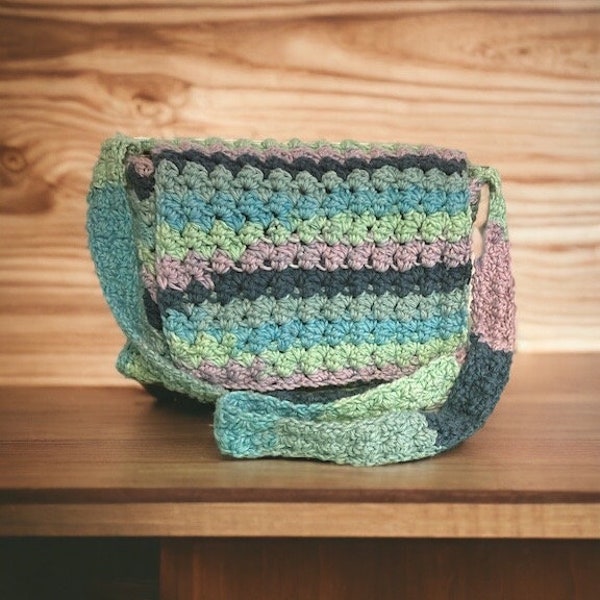 crochet cross body bag / womens accessories / womens purses / over the shoulder purse / womens totes
