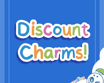 Puede incluir: Un gráfico cuadrado azul que presenta el texto Discount Charms! en letras multicolores con un contorno blanco. En la esquina inferior derecha, se ve un pequeño personaje de dibujos animados blanco con un paraguas verde y ropa verde con el texto Brell Studios.