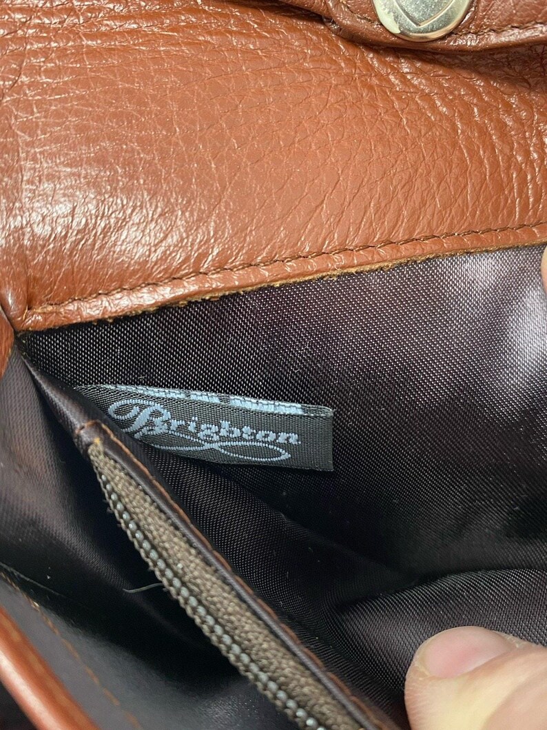 VTG Brighton sac à main organisateur portefeuille en cuir gaufré croco marron des années 90 image 8