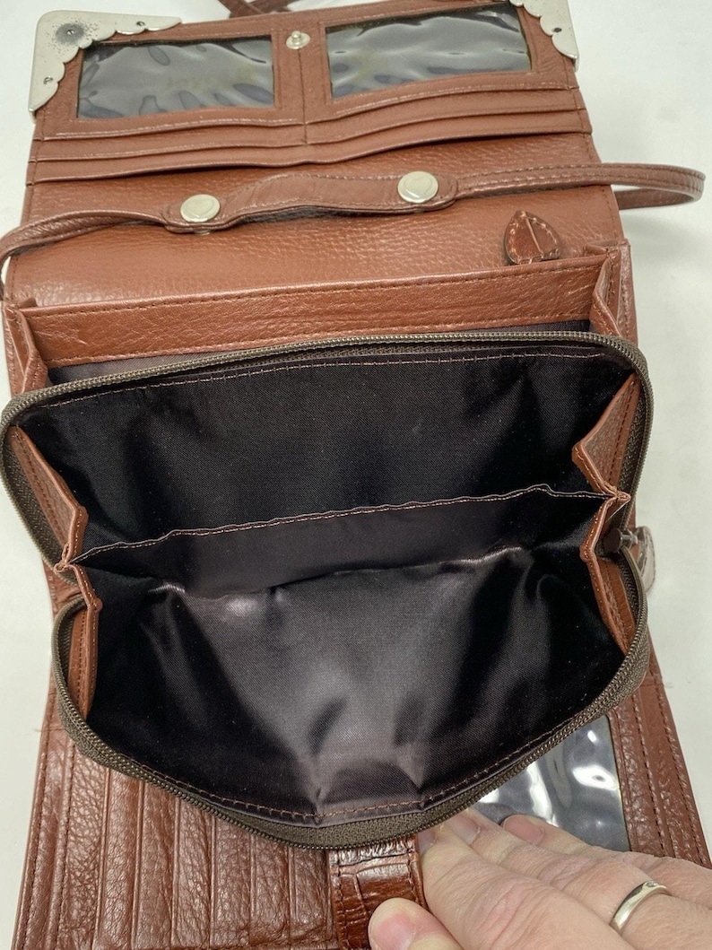 VTG Brighton sac à main organisateur portefeuille en cuir gaufré croco marron des années 90 image 7