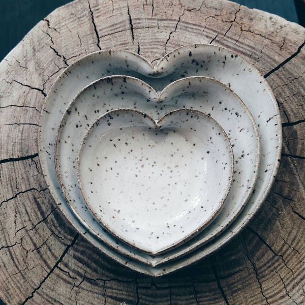 nesting heart bowls in rustic speckled white 4 inches