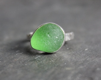 Bright Kelly Green Sea Glass Ring, Unique Birthday Gift For Hard To Buy For Woman, Coastal Style Handmade Sterling Silver Beach Glass Ring