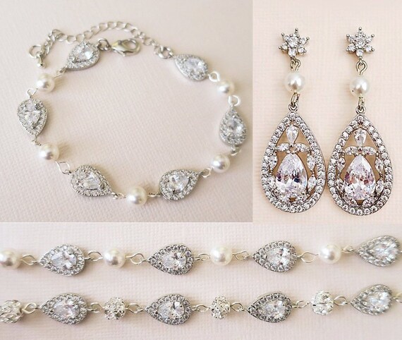 Bridal//wedding crystal//diamonte collar conjunto ** 130 **