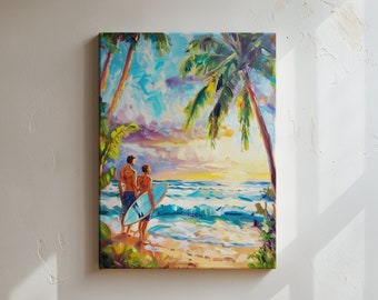 Puede incluir: Dos personas están de pie en una playa con una tabla de surf. La playa es arenosa con agua azul y olas. Hay palmeras en el fondo. El cielo es de un azul vibrante con nubes rosadas y naranjas.