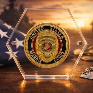 Porta monete commemorative esagonale in acrilico: teca magnetica per monete da 2 pollici (Montana Vet Shoppe)