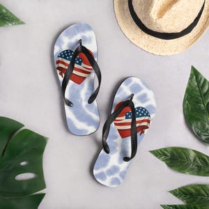 American Flag Heart Flip Flops - Patriotic USA Sandals for Women & Men - Red White Blue Summer Shoes - 4th of July Beachwear