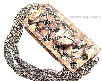 Colar de cobre orgânico ousado forjado à mão com fio industrial e colar de metal