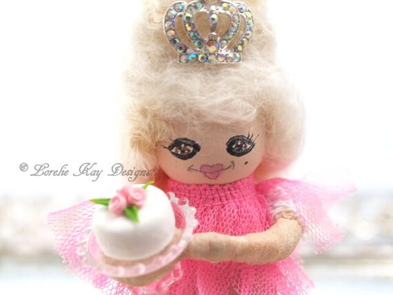 spun cotton peg dolls