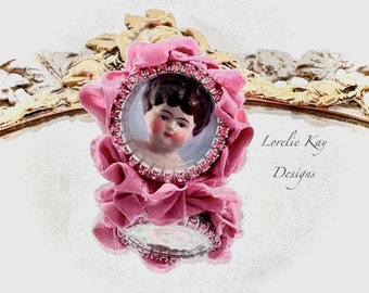 China Doll Head Ring Resin Fine Silver Plate Dolly Ring Lorelie Kay Original