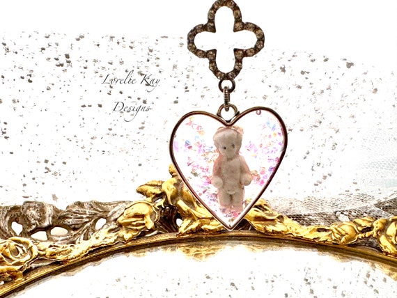 Frozen heart best sale pendant