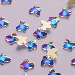 TEN (10) Kristall Facettierte Schmetterling Flache Rückseite AB Aurora Borealis Mondlicht FlügelSchirm Helle Schmetterlinge Nacht Zirkus Patina Nail Art Schimmer
