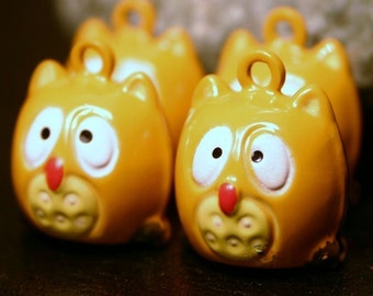 4 Metal Wise Owl Bell Charms Yellow Tan Painted Brass Woodland Woodsy Pooh Nocturnal Animal Bird Jingle Bell