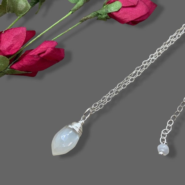 Beautiful Natural Moonstone Simple Sterling Silver Wrapped Pendant Necklace