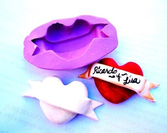 heart with banner mold