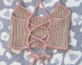 Cropped Top Cropped Pastel com Amarração nas Costas em Crochê