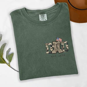 Military Dad Shirt Patriotic Camo Tee Army Dad Gift USA Flag T-Shirt Fathers Day Gift for Veteran Dad American Flag Shirt