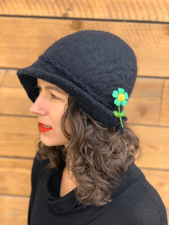 small, felted hat, cloche, winter hat, vintage win