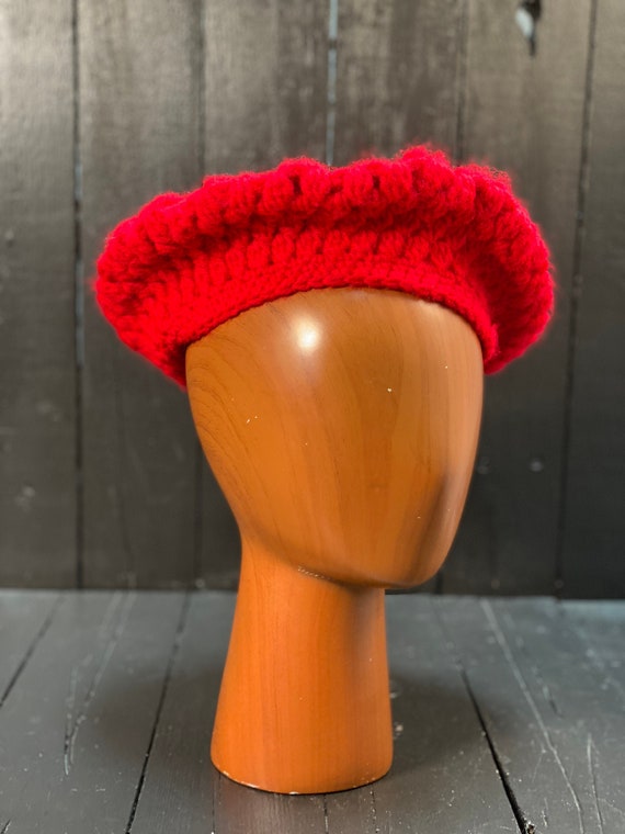 Size small, hand crochet beret, red beret, vintage