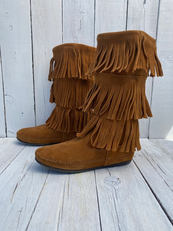 Us 8, Minnetonka Moccasins, fringe moccasins, FREE