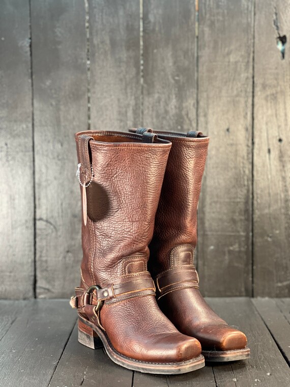 frye womens square toe boots