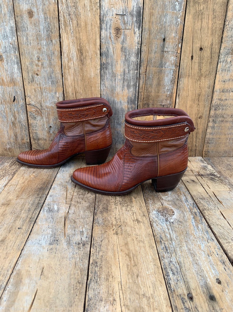 Us 8.5 excellent condition vintage cowboy boots lizard skin ankle boots custom made boots FREE SHiPPiNG
