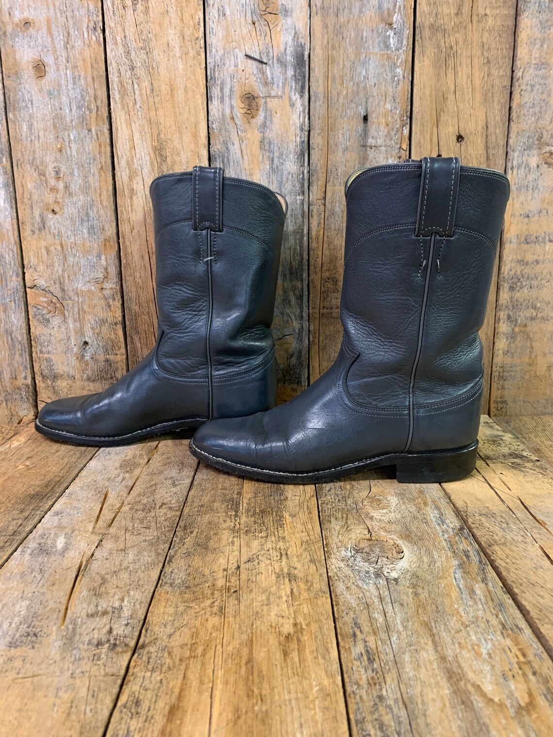 men's flat heel cowboy boots