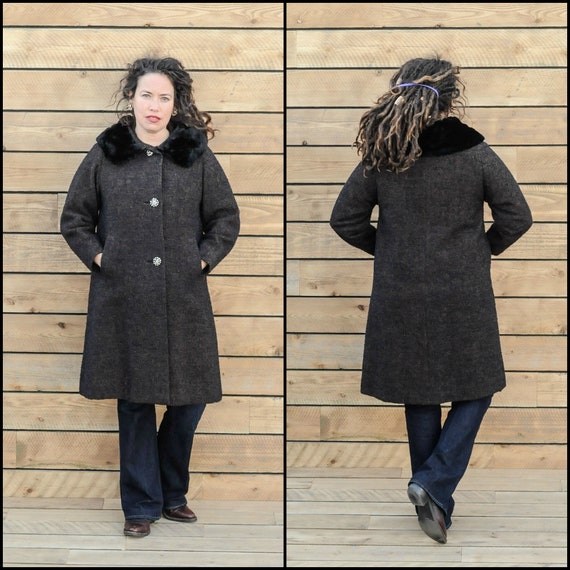 large, long wool coat fur collar coat long black c