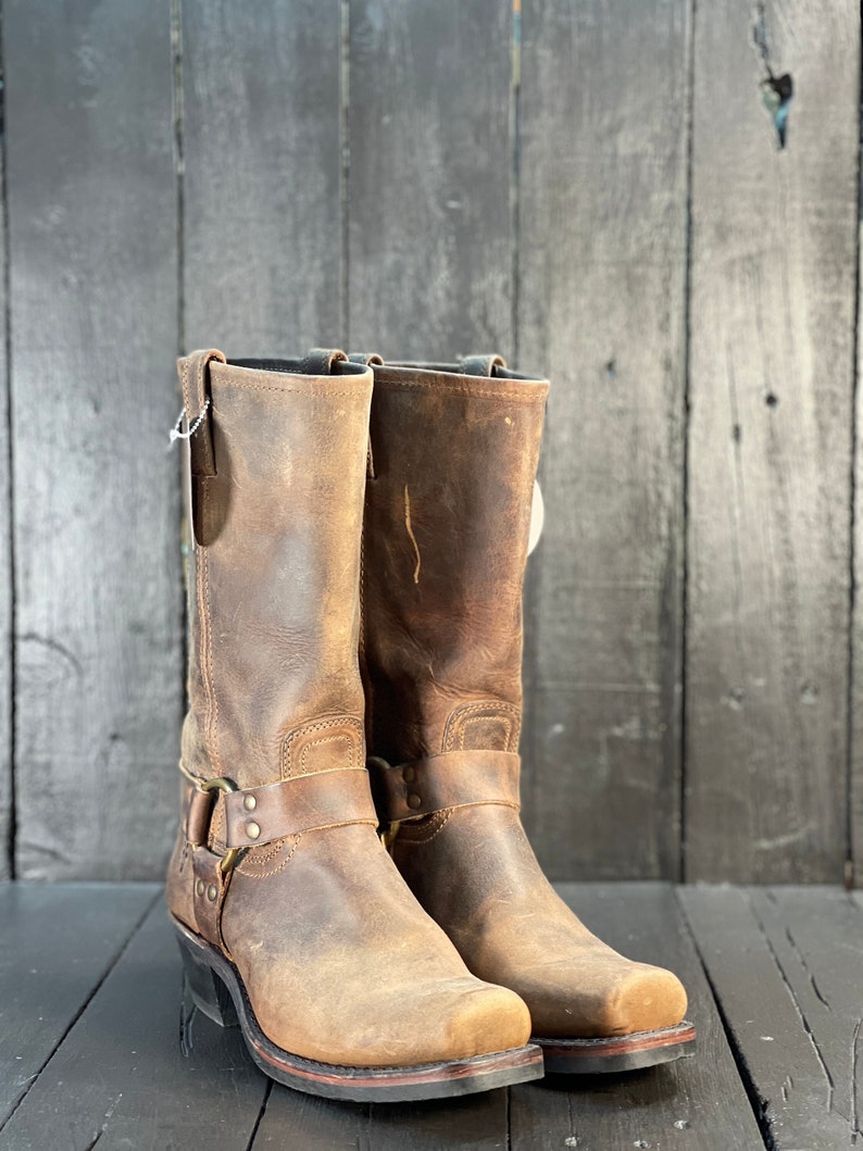 square toe frye boots
