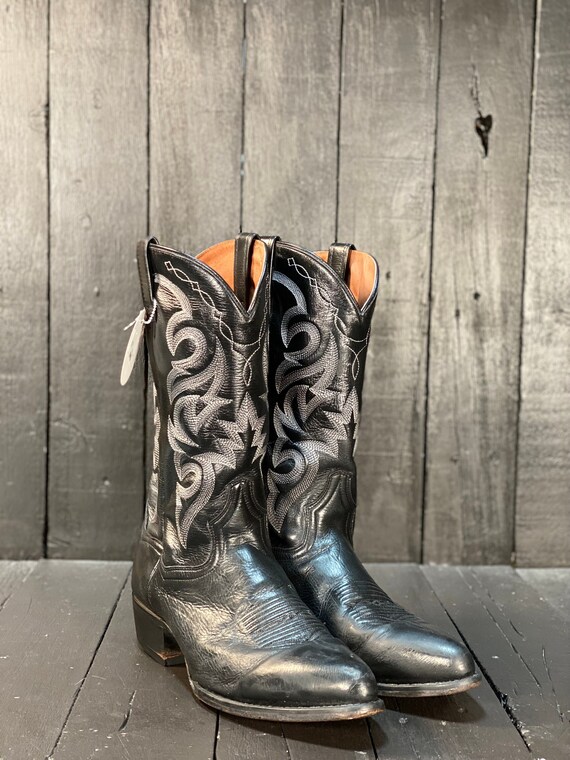 11d cowboy boots size