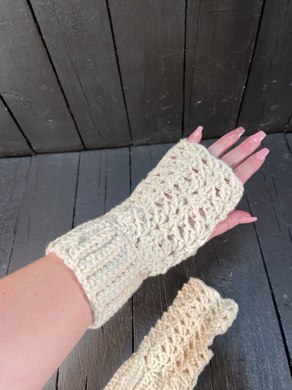 white crochet gloves, handmade gloves, crochet wo… - image 1