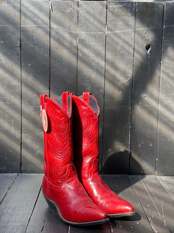 Womens us 9, red cowgirl boot, vintage cowgirl boo