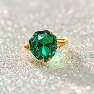 Swarovski Kristall 14mm majestätischer Fancy Stone Ring hellgrün, gelb vergoldet