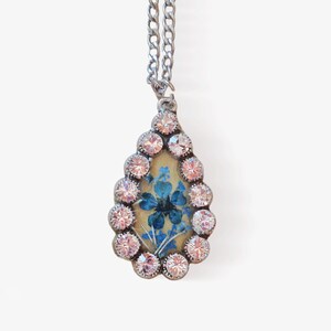 Beautiful Swarovski crystal  fancy stone clear crystal rain drop pendant necklace with flower motif