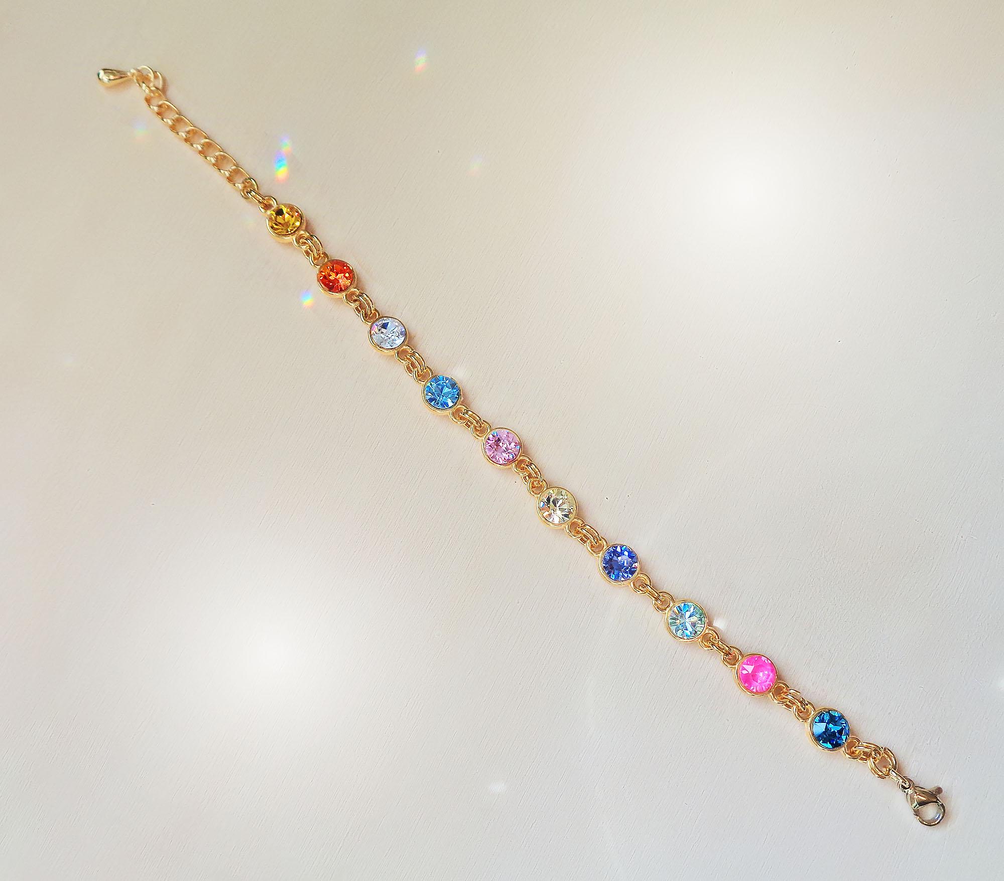 Bracciale Donna Fatto A Mano Con Cristalli Colorati 10mm E Sfere Placcate Oro 18K - Elasticizzato, Regalo Elegante