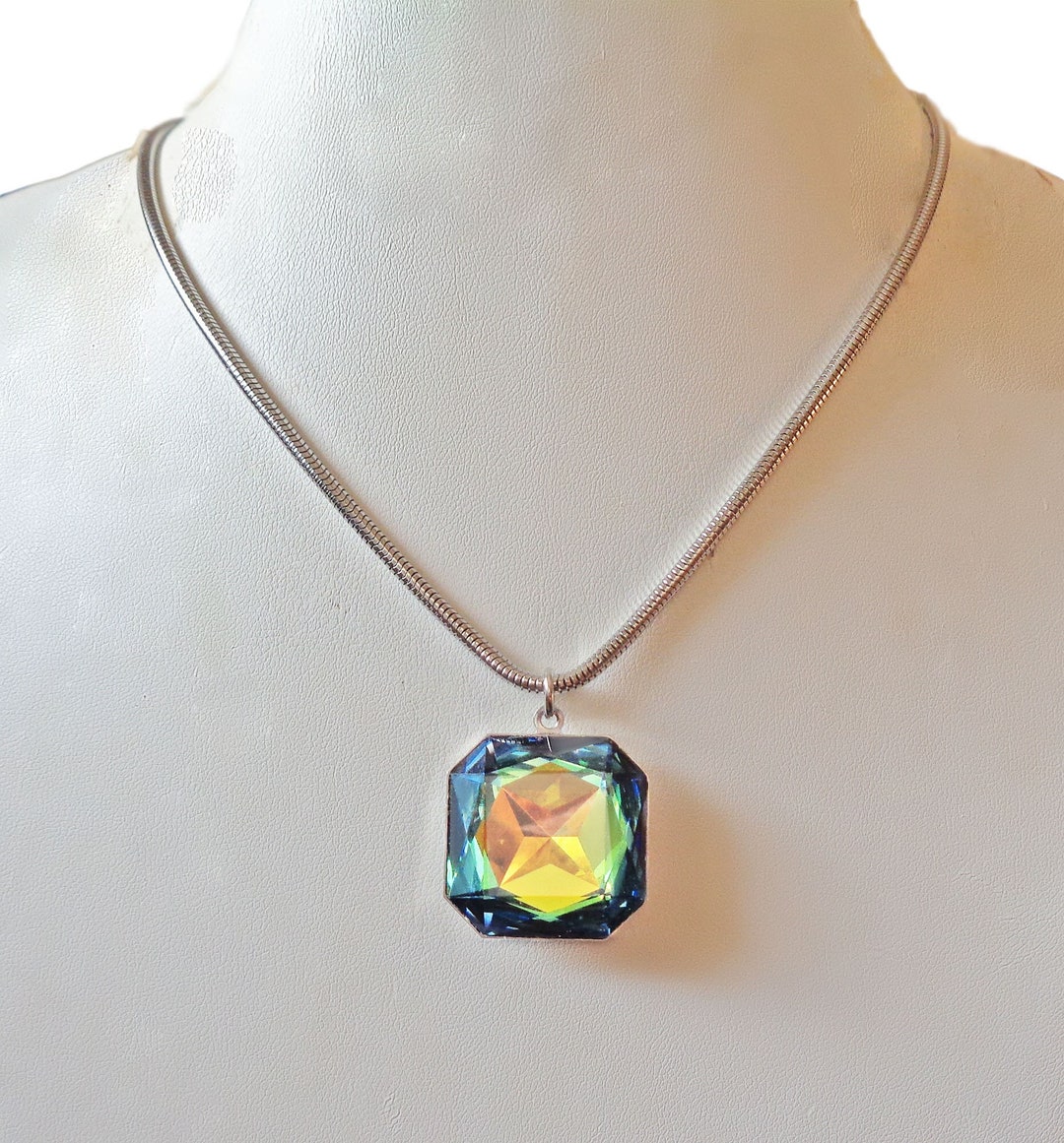 最終価格js luxe RADA SQUARE CRYSTAL NECKLACE 最終価格js luxe RADA SQUARE CRYSTAL NECKLACE Large Swarovski