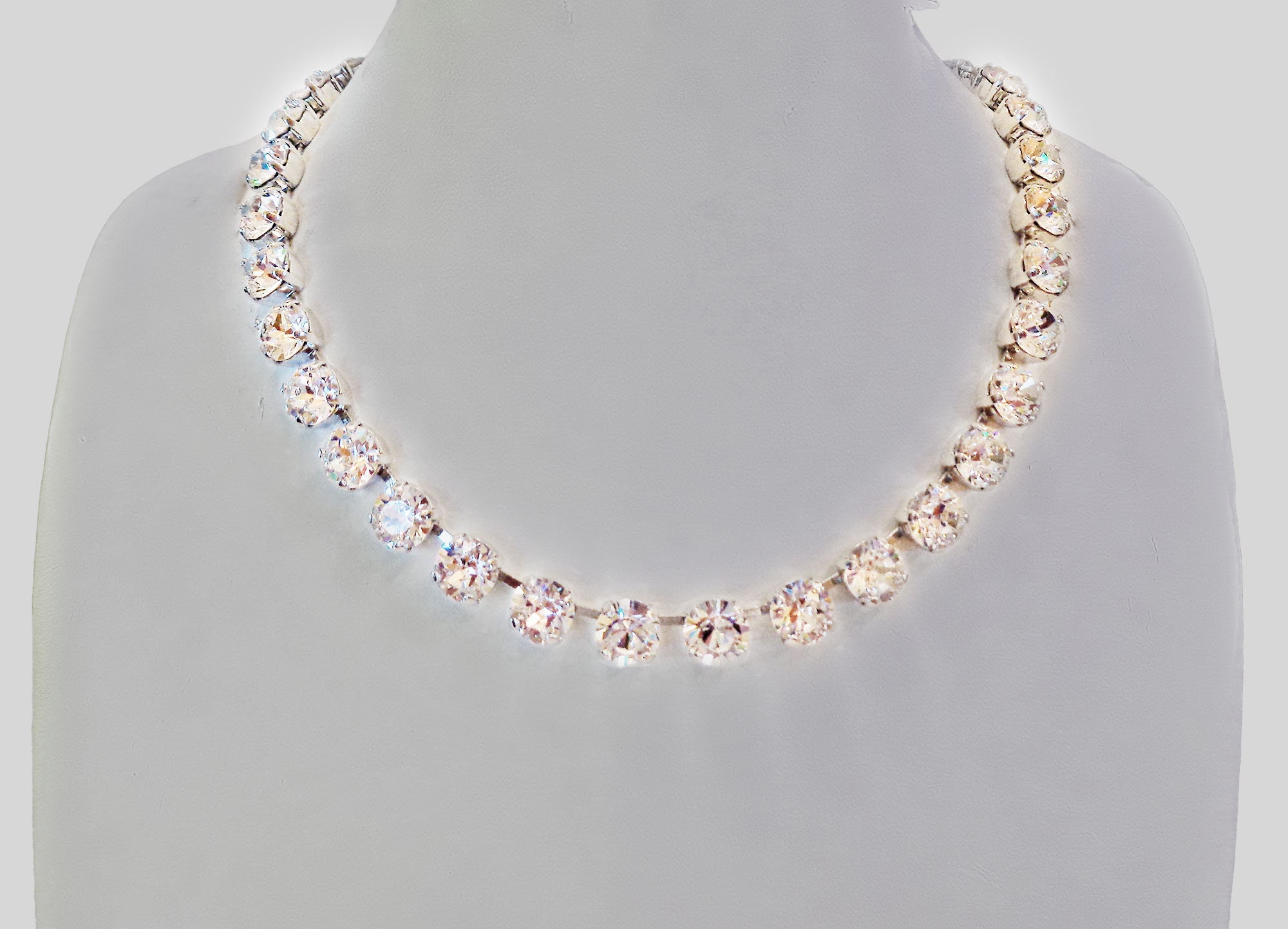 【TATIANA】Graceful Swarovski Pearl Necklace NZ2016〜2022SS TATIANA】Graceful Swarovski Pearl Necklace NZ2016〜2022SS