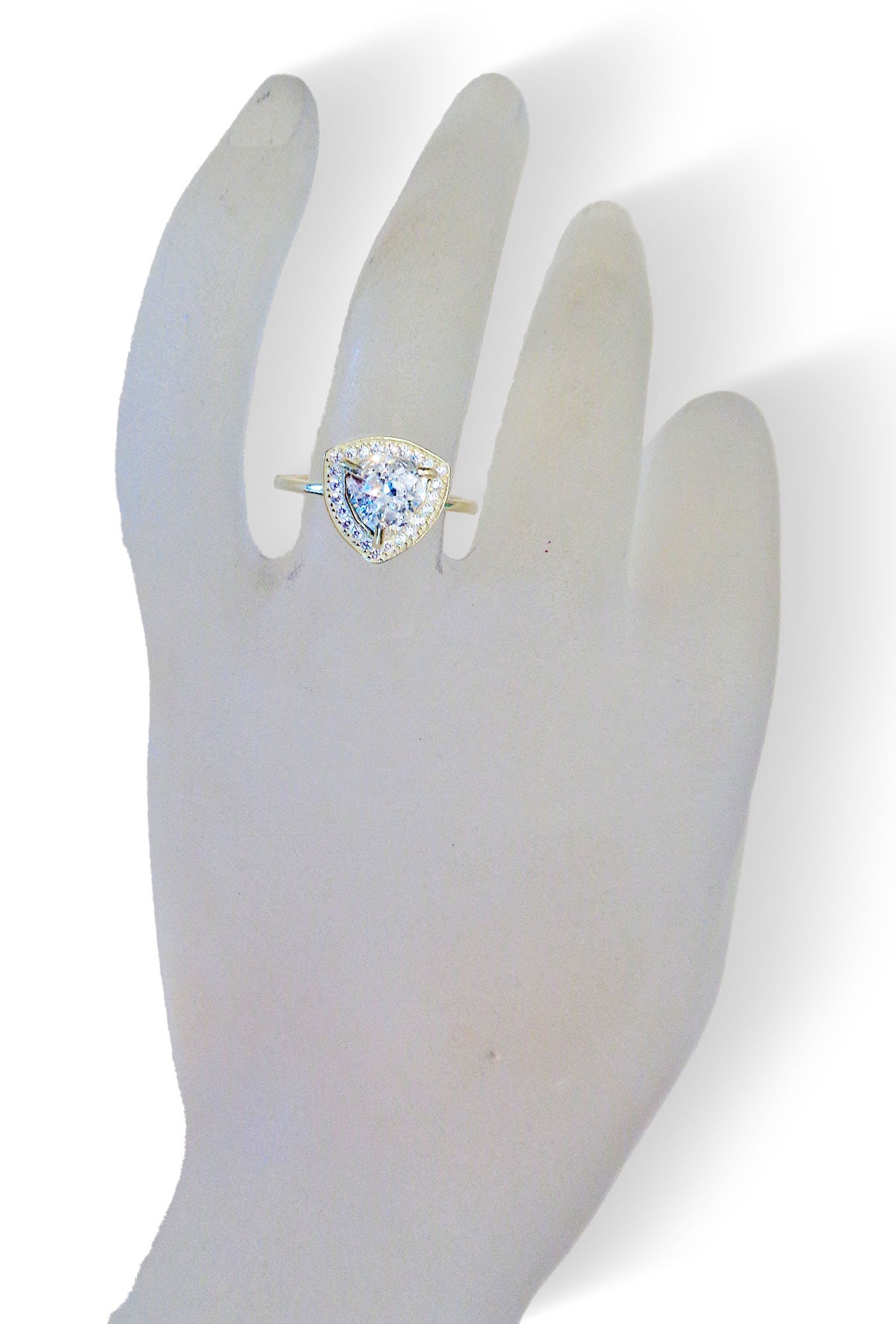 Swarovski crystal triliant fancy stone finger ring 24K gold plated