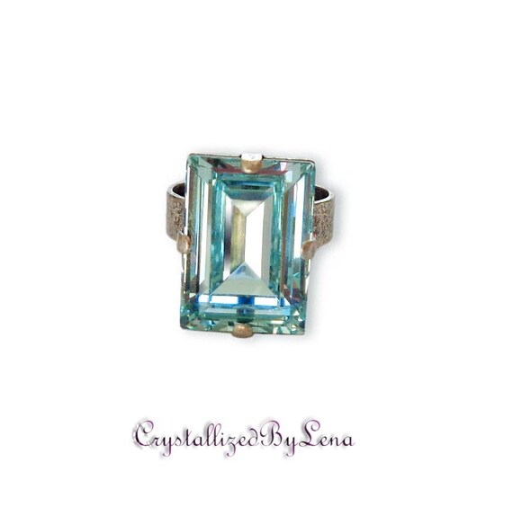 May Emerald Fancy Stone Ring May Emerald Fancy Stone Ring