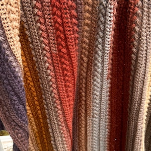 highly textured self striping blanket pattern