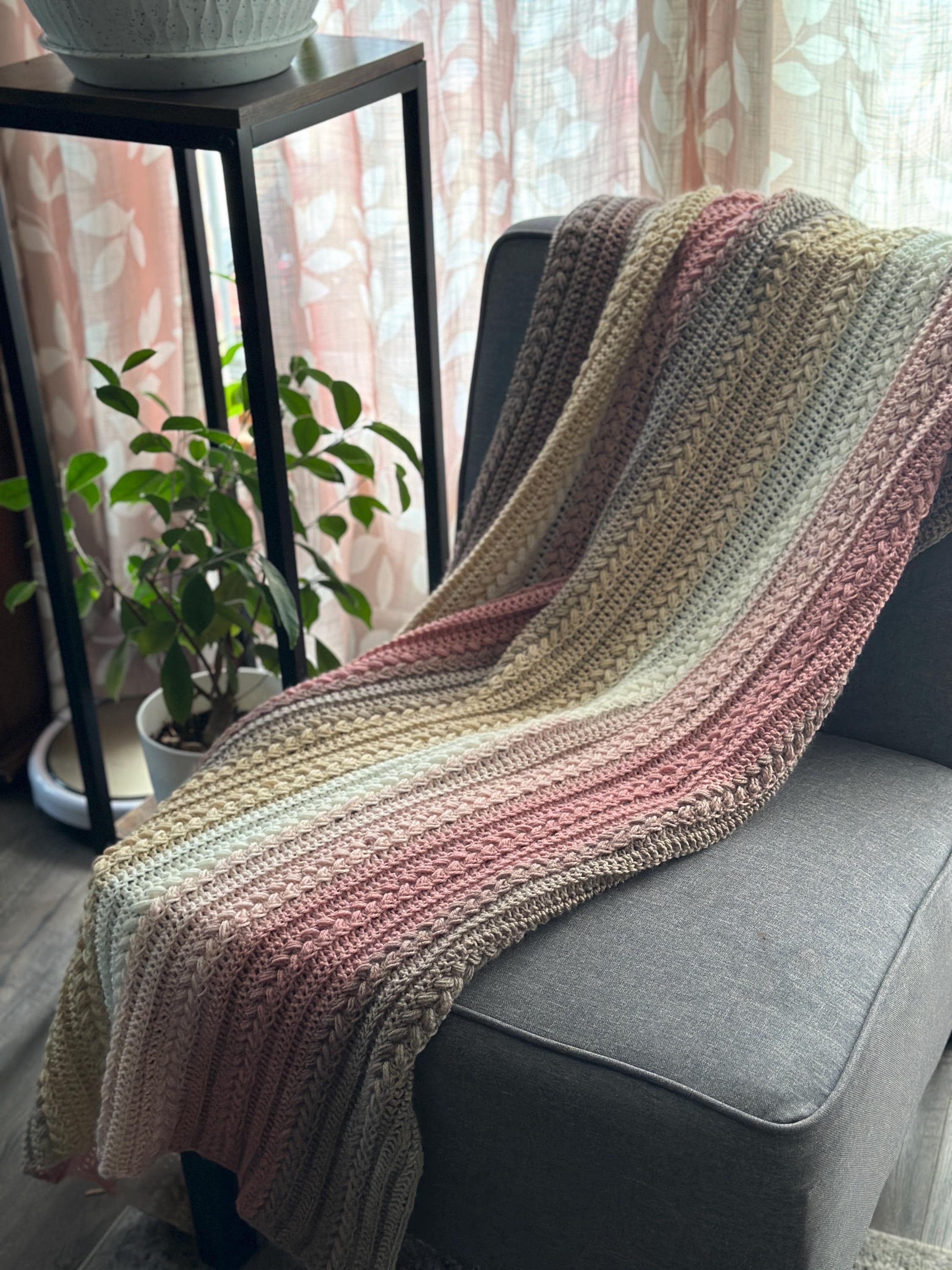 Soft Easy Puff Heart Stitch Crochet Blanket Pattern: Easy Weekend ...