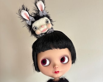 Rabbit Headband in Black with sculpted Bunny Face for Blythe MADE TO ORDER