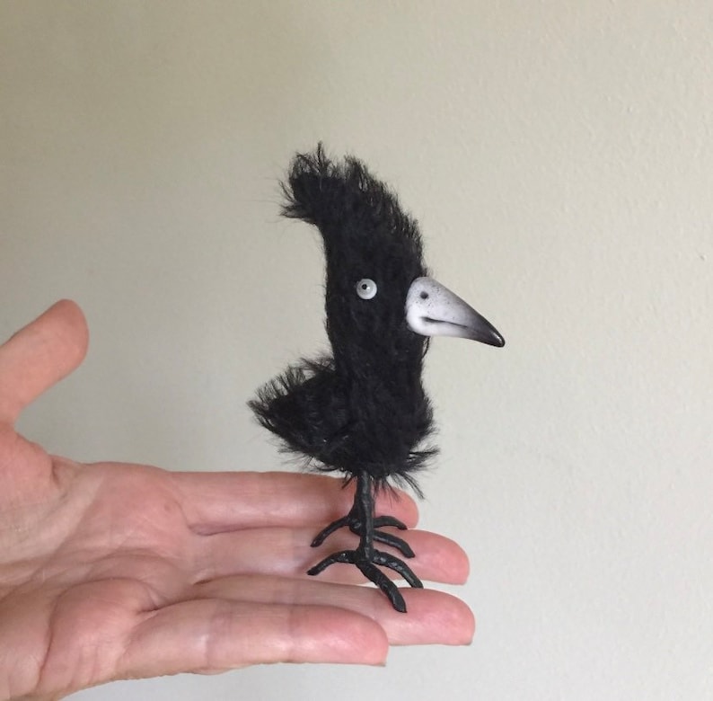 Spooky Raven Toy Bird named Poe MADE-TO-ORDER Bild 3