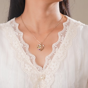 Collar personalizado con nombre de corazón de diamante de unicornio/colgante grabado para niñas/colgante de unicornio de cristal/joyería de animales personalizada para regalo de cumpleaños