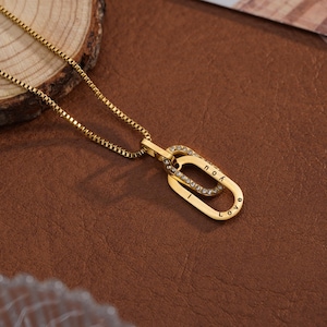Collar con nombre y círculos entrelazados personalizado/Regalo familiar/Nombres estampados a mano/Collar con anillos entrelazados/Collar personalizado con dos círculos/Regalo para ella