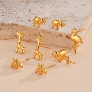Animal Lover Gold Stud Earrings/Cute Tiny Tragus & Helix Piercing Jewelry/Minimalist Gold Stud Earring/Elephant, Giraffe, Bee,Flamingo Theme